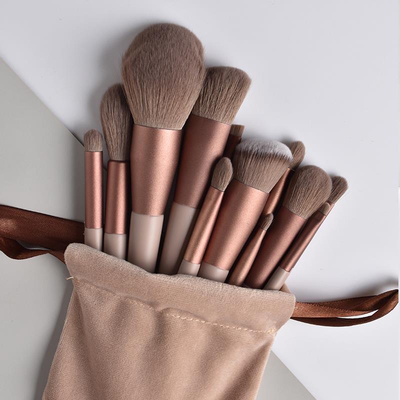 13pcs Professional Makeup Brush Set Soft Fur Beauty Highlighter Powder Foundation Concealer Multifunctional makeup brushes